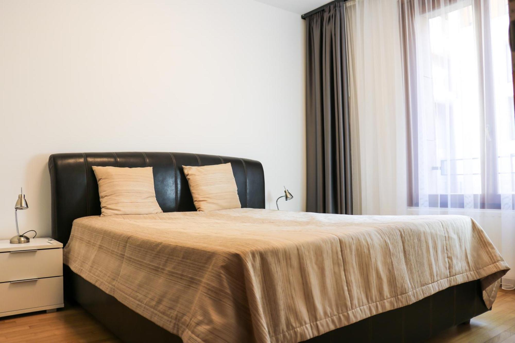 Giardino By Artemisia Apartments Будапеща Екстериор снимка
